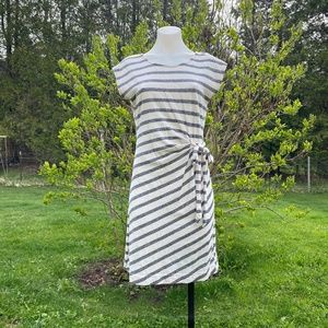 Mystree Sleeveless Striped Dress